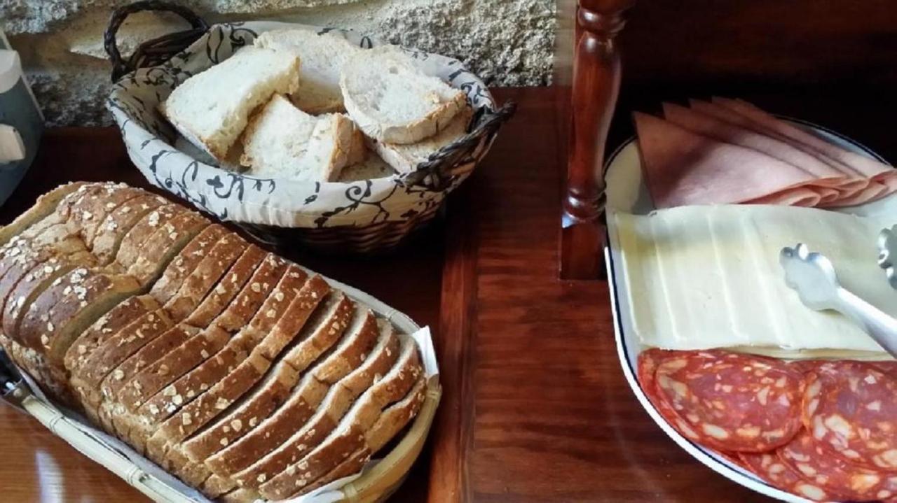 Casa Rural Vella Da Rivera O Sisto エクステリア 写真