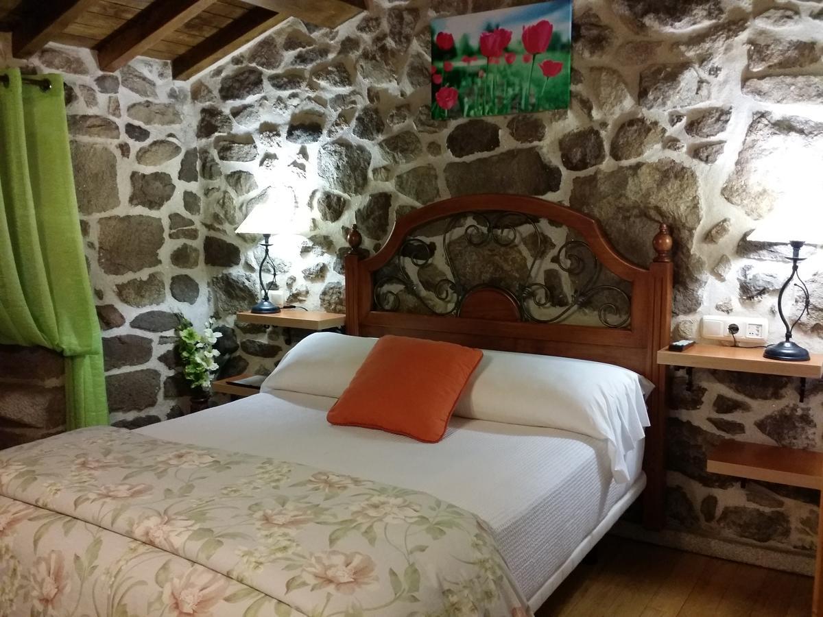 Casa Rural Vella Da Rivera O Sisto エクステリア 写真